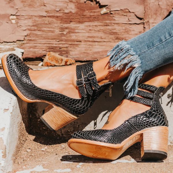 Rihane Sandały na Obcasie